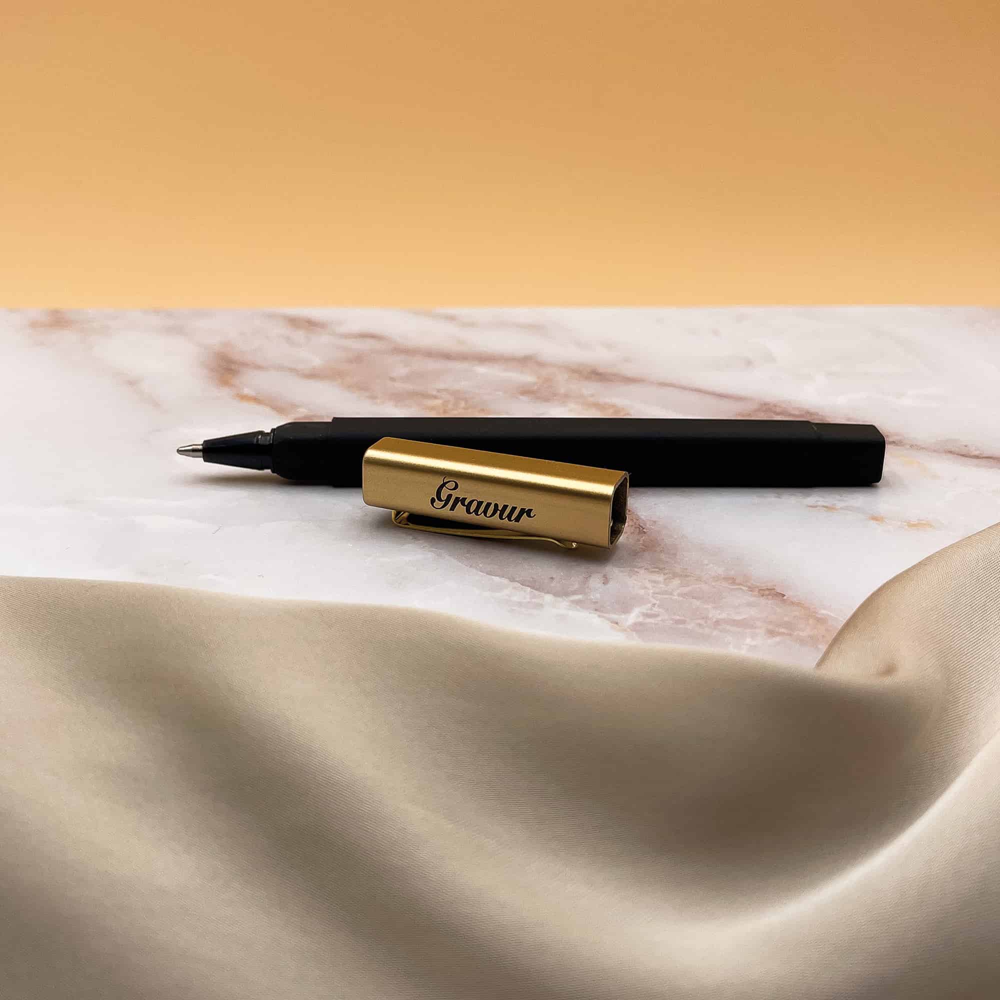 Rexhawood unsere produkte kugelschreiber individuelle gravur zum verschenken deckel auf seitlich